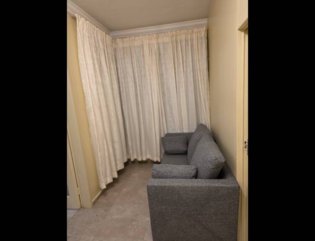 5 bed property to rent in HATFIELD